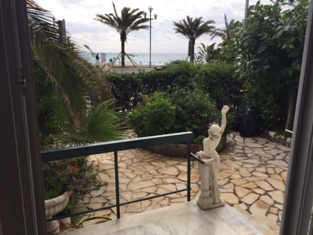 91 Promenade Des Anglais Le Stellamar Nice Buitenkant foto